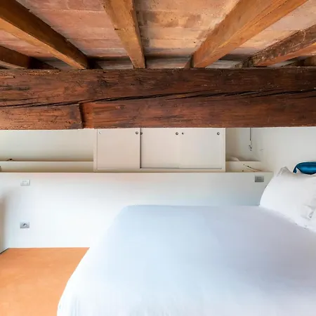 Numa Felice Aparthotel Florence