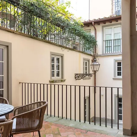 Numa Felice Aparthotel