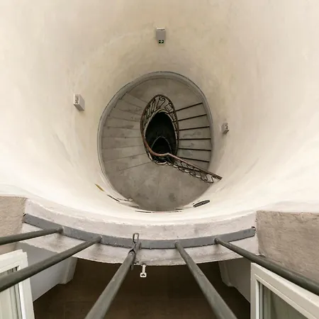 Numa Felice Aparthotel Florence